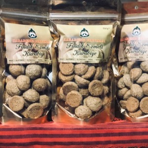 150 GR FINDIK EZMELİ KURABİYE